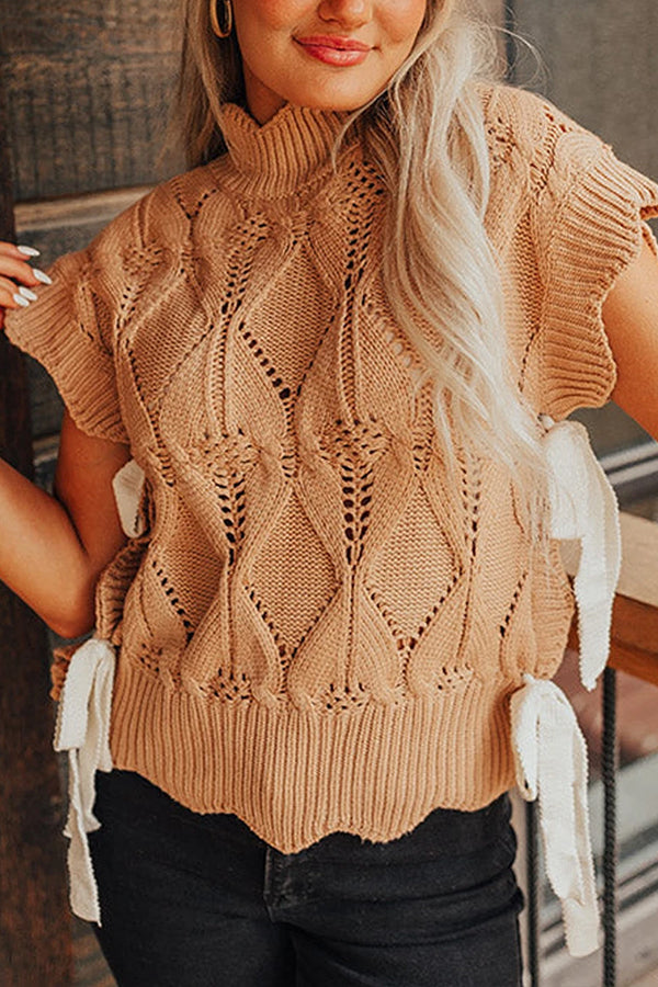 Célira Scalloped Knit Sweater