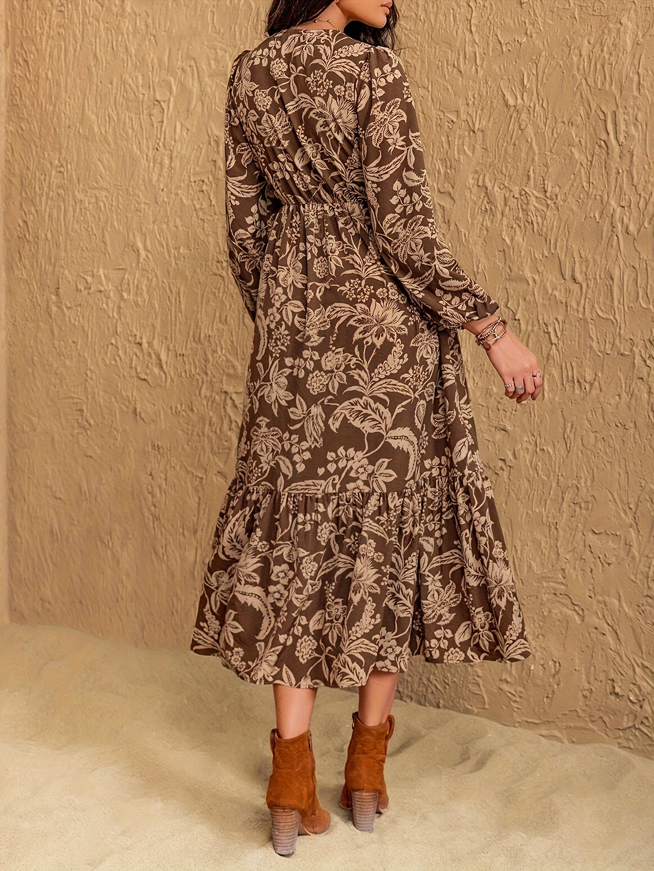 Zarelle | Delicate Midi Dress